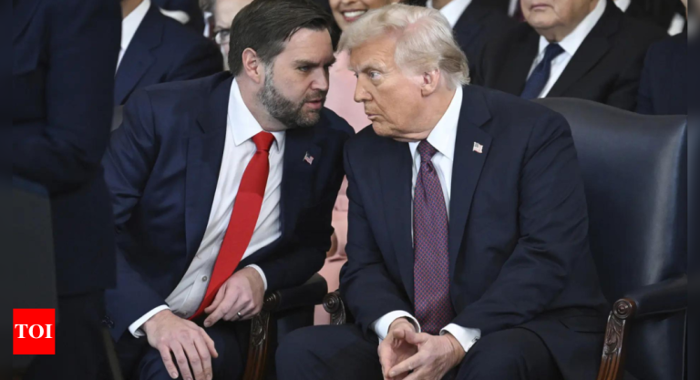 Jd vance: jd vote मा एक प्राकृतिक अधिराषक देखेर डोनाल्ड ट्रम्पले रिपब्लिकन पोल्टर भन्छन्