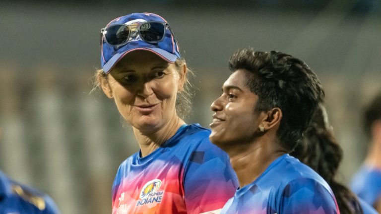 Wpl 2025 – Pooja Vastraker, ASA SABHAHA चोटपटकले बाहिर निकालियो