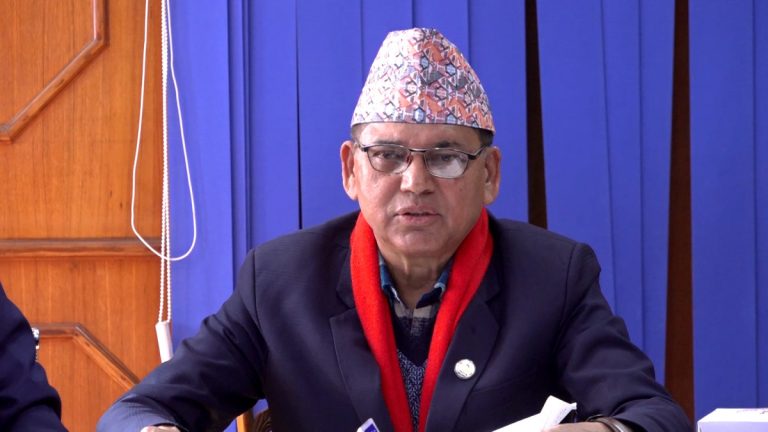मन्त्री दाहाललाई प्रश्न- ‘पुँजीगत खर्च बढाउन कानूनी सुधार गर्नेबारे किन सोचिएन ?’