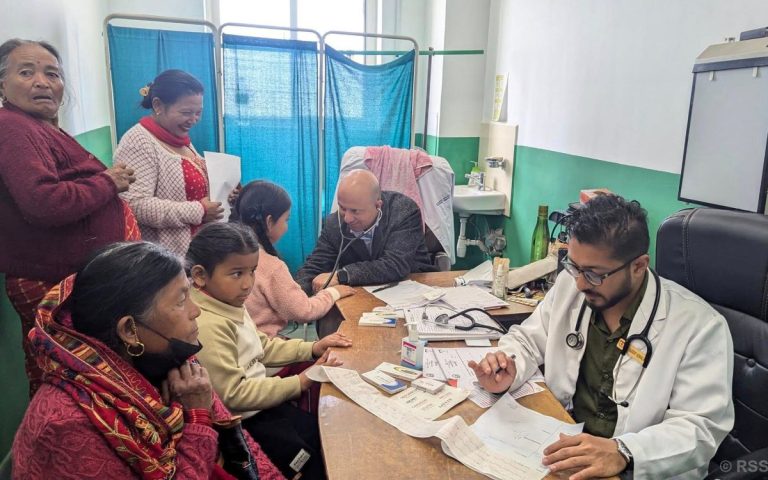 नि: शुल्क कार्डिया स्वास्थ्य चेकअप गोरखाका 35 3500 मानिसहरूलाई प्रदान गरियो