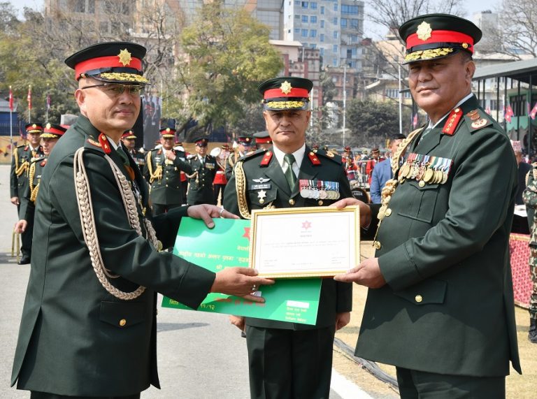 प्रधान सेनापति सिग्देलद्वारा अन्तिम पूर्वाभ्यासको निरीक्षण 