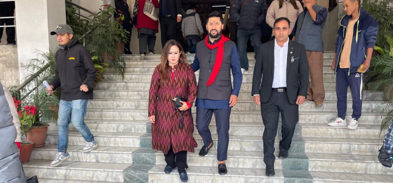 रवि लामिछानेको बन्दी प्रत्यक्षीकरण रिट ‘हेर्न नमिल्ने’