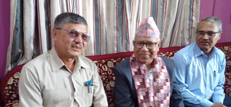ज्ञानेन्द्र शाह साधु, महात्मा हैनन्, नेपालको ठूला व्यापारी हुन् : माधव नेपाल