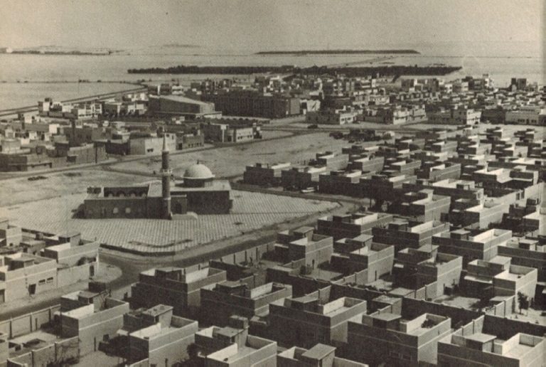 करीबकबाट स्काईलाइनबाट | Kuwait समय अखबार