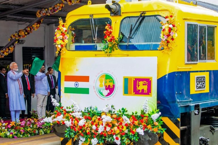 एडिनीले श्रीलंकामा विशाल कन्टेनर टर्मिनल खोल्यो