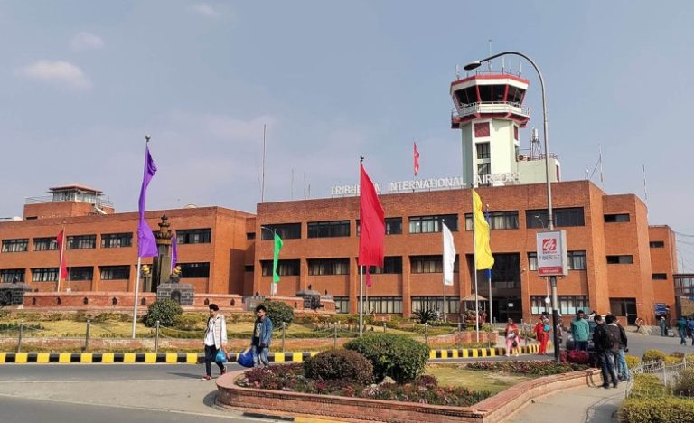 विमानस्थलबाट गाँजासहित एक पक्राउ – हाम्रो देश