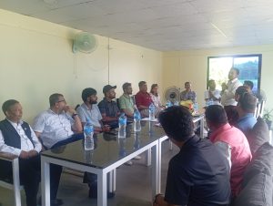 बराहक्षेत्रस्थित चुवालुङ होटलमा सम्पन्न लायन्स क्लब इन्टरनेशनल डिष्ट्रिक्ट 325–C अन्तर्गत जोनस्तरीय पहिलो संयुक्त बैठकमा सहभागी पदाधिकारी तथा अतिथिहरू।