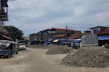 मुख्य सडक निर्माणमा ढिलाइ, स्थानीयको आक्रोश बढ्दो